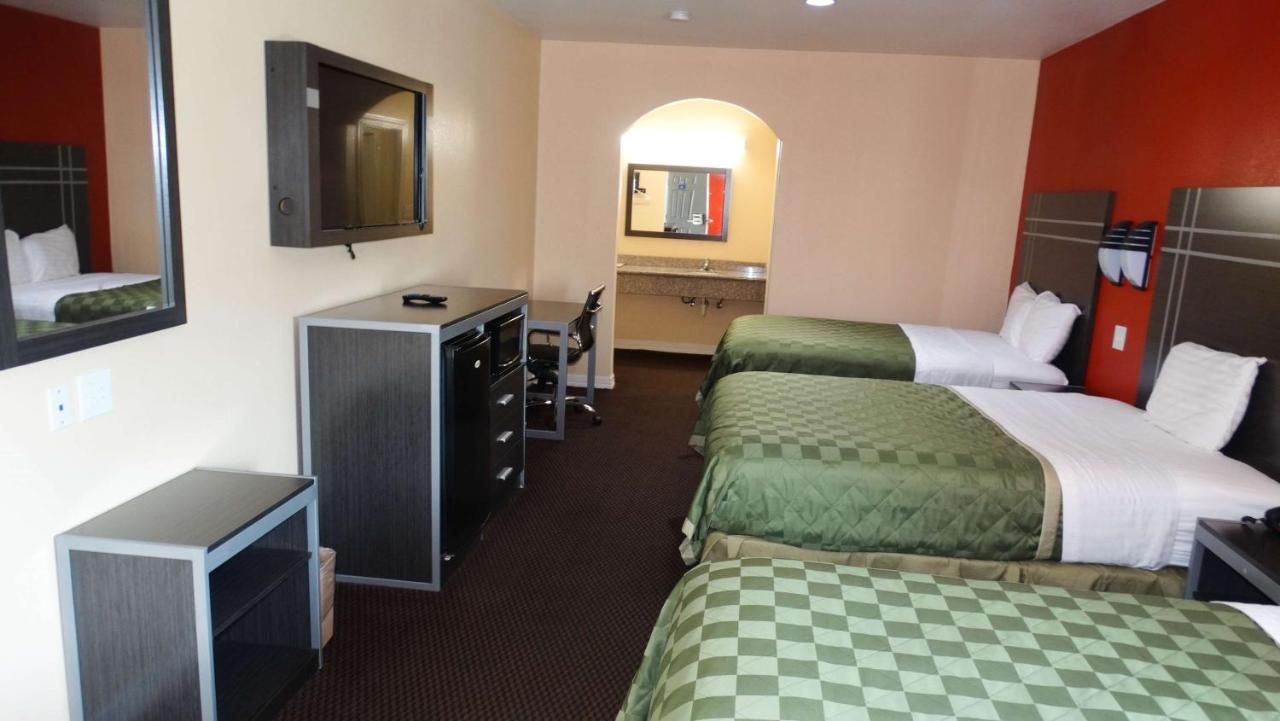 Motel 6 Houston, Tx - Willowbrook Mall מראה חיצוני תמונה
